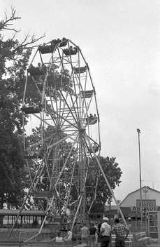 Lake Lansing Amusement Park - From Lansing State Journal
